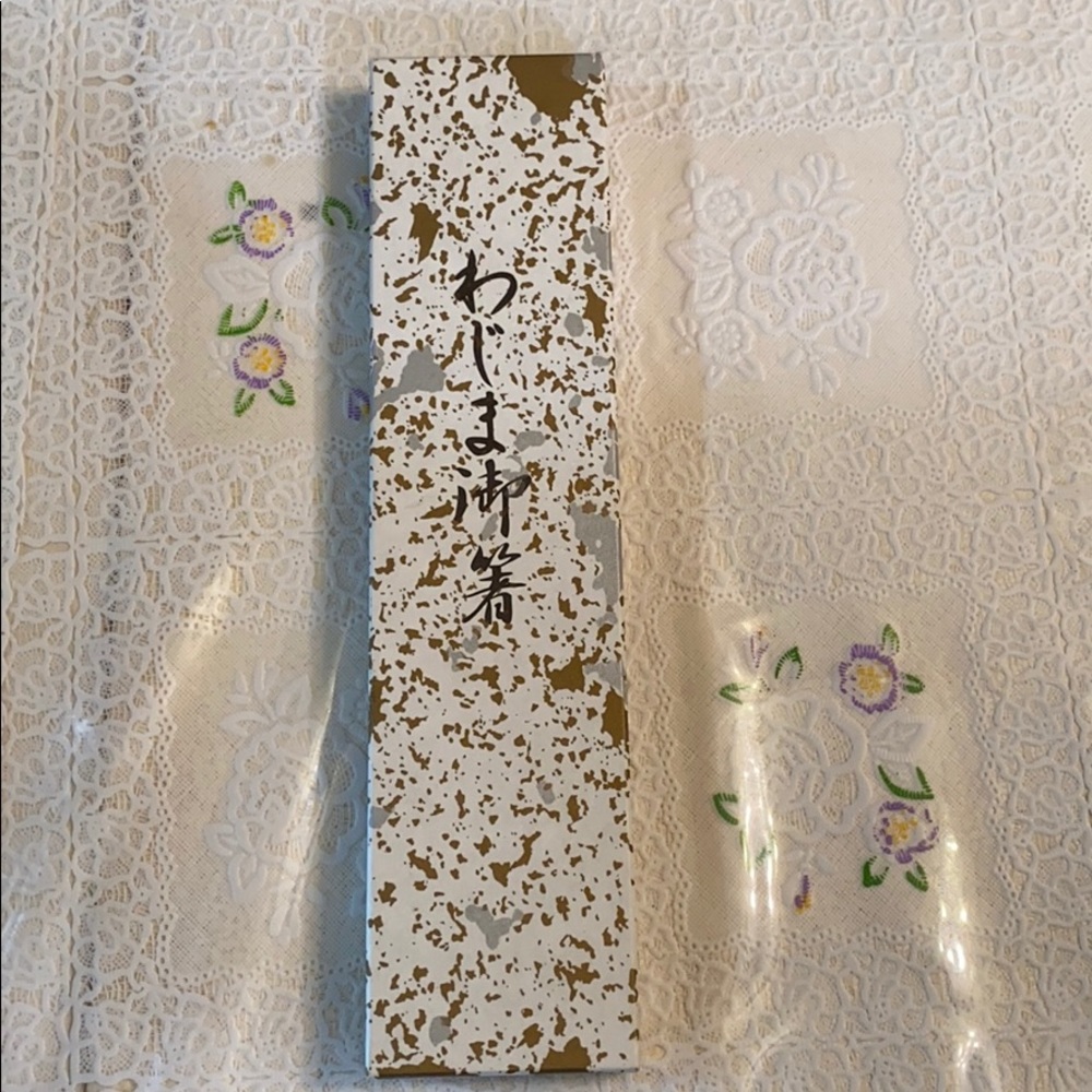 New, Japanese chopsticks (set of two)